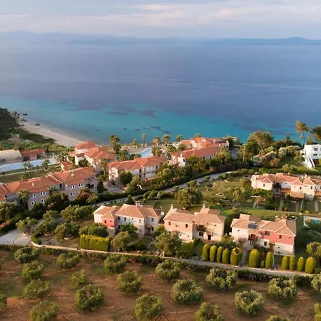 Rastoni Fabienne Shared Pool Maisonette, Villa *