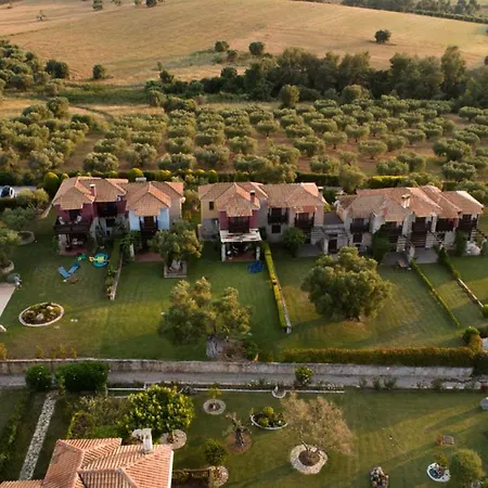 Rastoni Fabienne Shared Pool Maisonette, Afytos