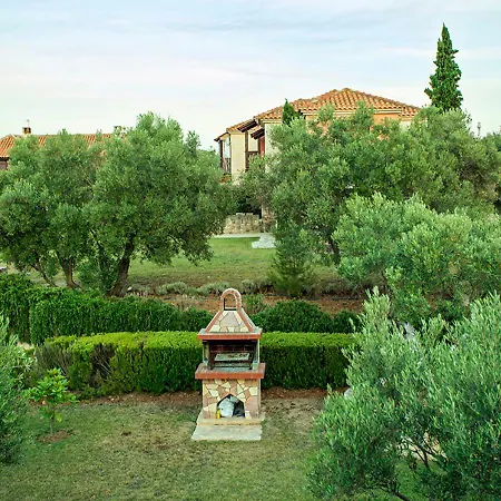 Rastoni Fabienne Shared Pool Maisonette, Villa *