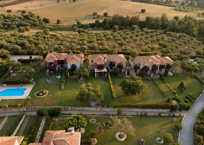 Rastoni Fabienne Shared Pool Maisonette, Afytos