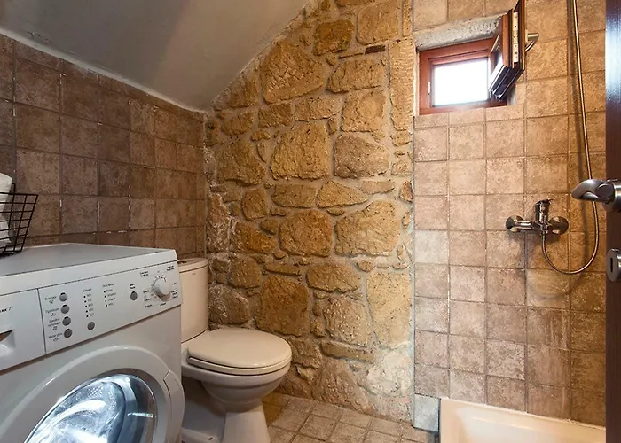 Rastoni Fabienne Shared Pool Maisonette, * Afytos