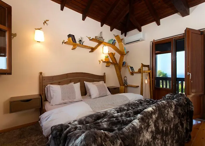 Villa Rastoni Fabienne Shared Pool Maisonette, Afytos