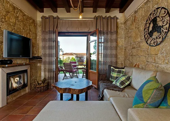 Rastoni Fabienne Shared Pool Maisonette, *