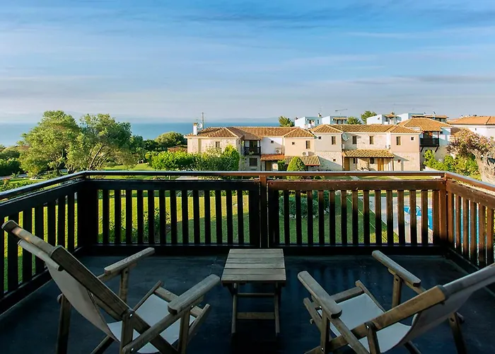 Rastoni Fabienne Shared Pool Maisonette, Afytos